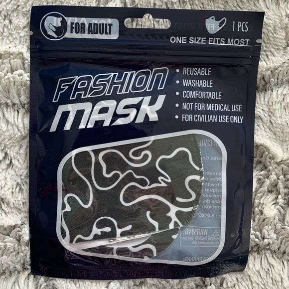Wholesale Men’s Fashion Masks NIB Z - Picture 8 of 11